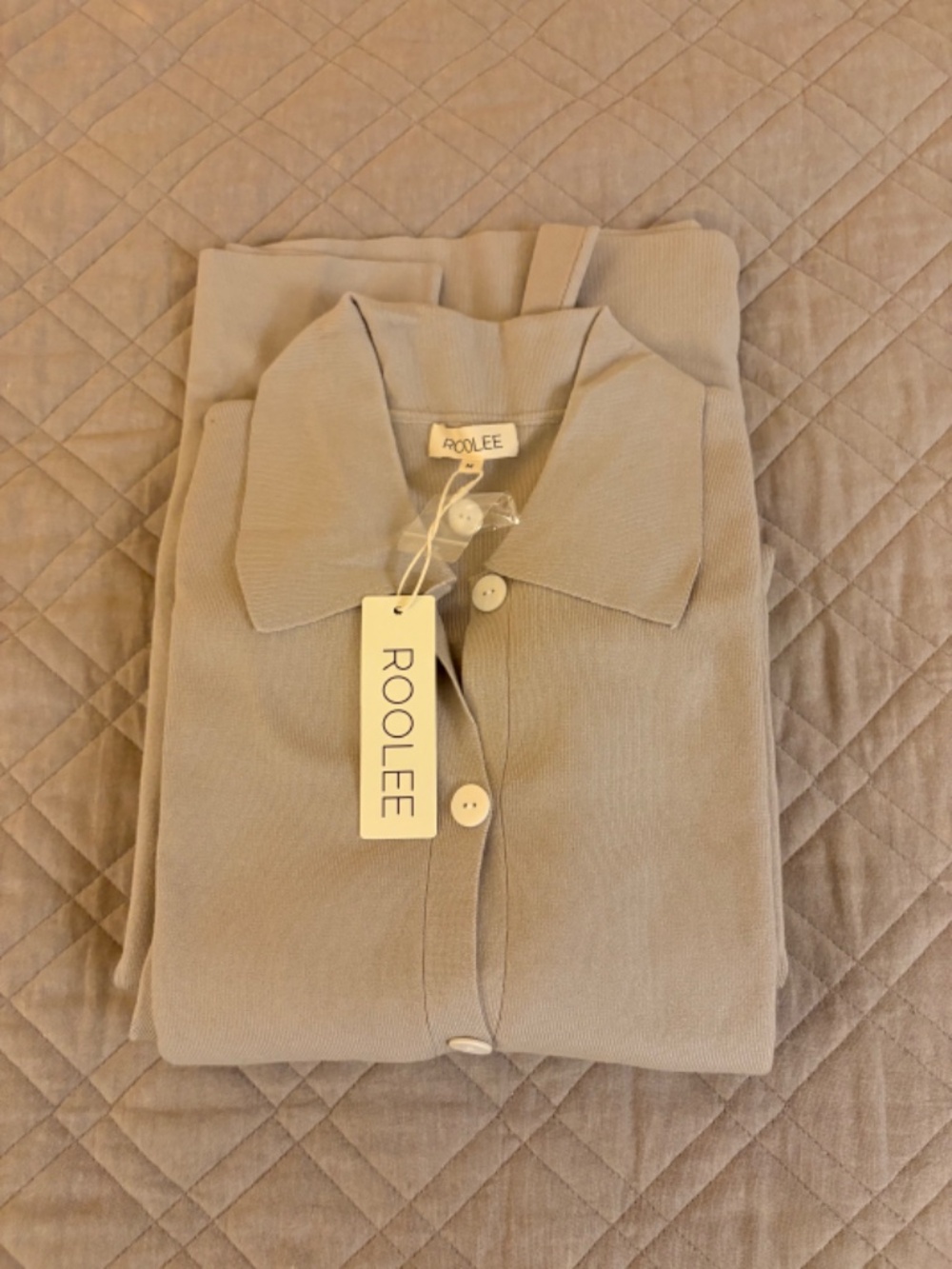 Cozy Roolee sweater dress Taupe button up - Picture 2 of 4